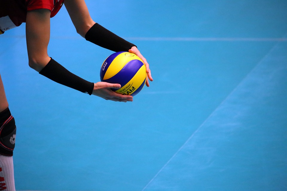 Five keys to a successful volleyball service
